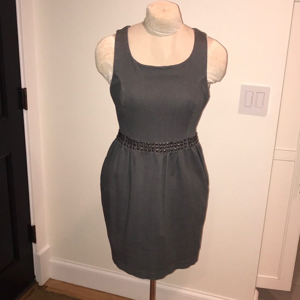 Charley 5.0 Gray Studded dress - L